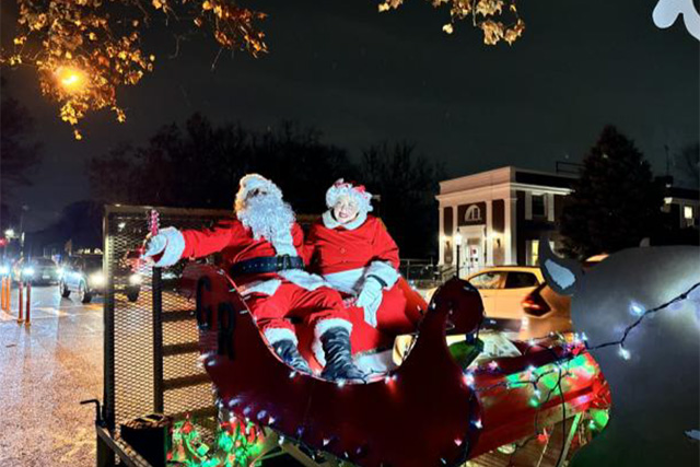 Santa visits Glen Ridge!